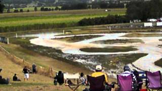 preview picture of video 'V8 Jet Boat Sprints Cabarita 2011 part 2'