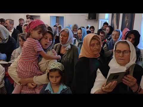 НАРОД У КУЛИ ПЕВА - НЕБЕСКИ АРХИСТРАТИЗИ