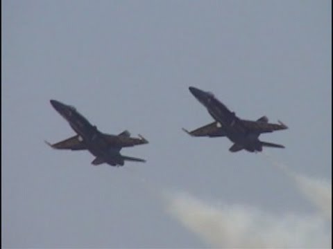 2005 NAS Oceana Airshow - US Navy Blue Angels