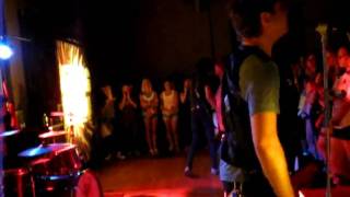 Fit To Be Tied - Jet Lag Gemini