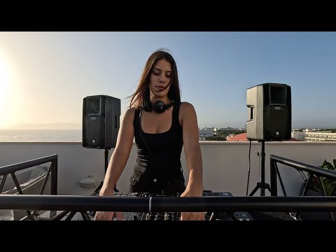 Sara Collado at Pure Salt Garonda's Skybar | Deep House DJ Set