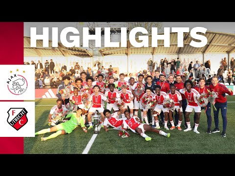 Dancing like Vinicius Júnior 🕺🏆 | Highlights Ajax O16 - FC Utrecht O16 | Cup final