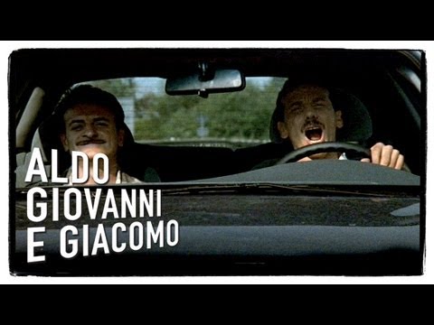 Ridi Pagliaccio - Tre uomini e una gamba di Aldo Giovanni e Giacomo