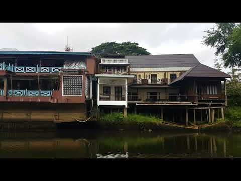 Comunidade à beira-mar de Chanthaburi