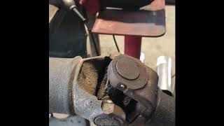 1989-1998 Chevy Silverado 1500 universal joint removal (how to)