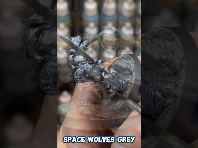 Vídeo relacionado con Games Workshop Citadel Contrast Paint: Space Wolves Grey (18 ml)