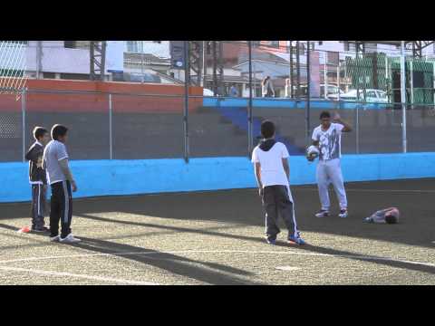 Luis Toco Maldonado nos visitó en la escuelita Liga Quito Norte de Eacisports.