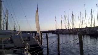 preview picture of video 'Sønderborg Yacht Club sailing school J80'