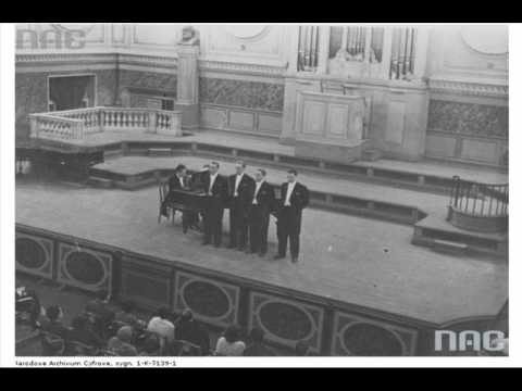 TANGO SMUTNO Chór Dana in Russian  Хор Дана Скучно