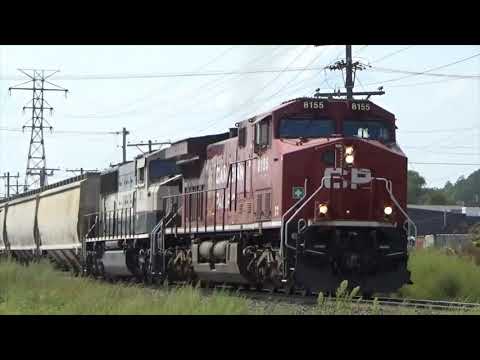 12,000 Ft CP 475 with BNSF Cream and Green 374 with Heritage DPU August 26, 2020