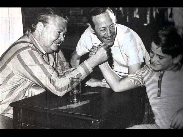 Piazzolla:  El Gordo triste  - Roberto Goyeneche