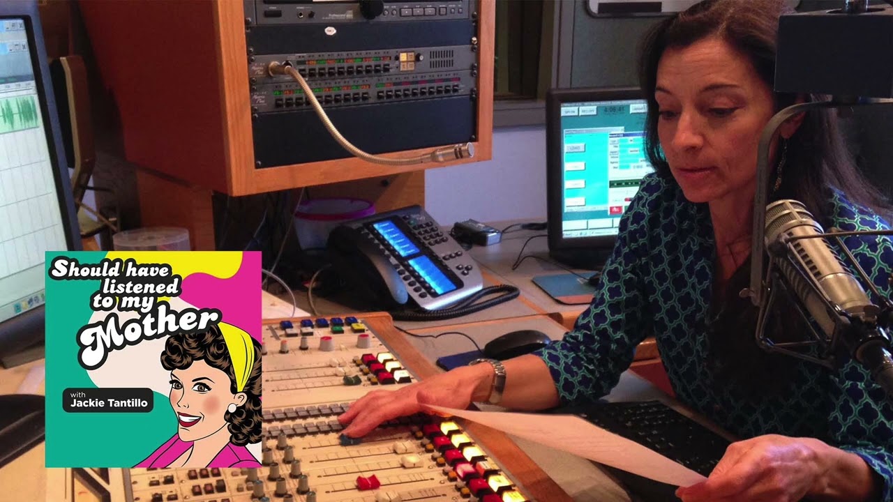 A Single Mom and a Force of Nature with Guest Author Lorraine Duffy Merkl. Looking Back at S2E42.