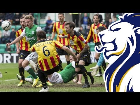 Hibs strike late to share crucial point with Thistle