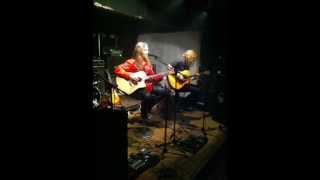 Henning Nielsen performing Heart of Gold by Neil Young