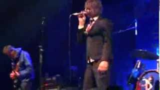 Babyshambles - The man who came to stay / with She&#39;s lost control intro (live)