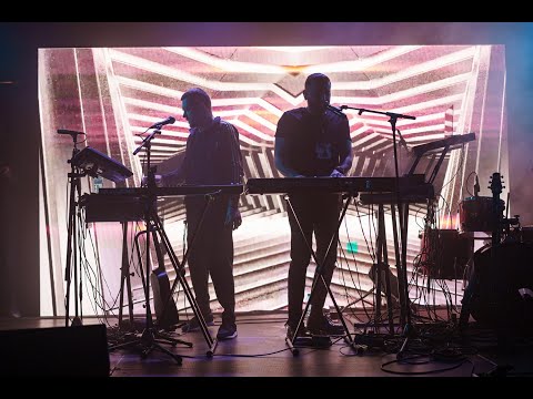 NEON - Somebody (Live @Expirat)