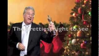 Randy Newman Sings It&#39;s Beginning To Look A Lot Like Christmas