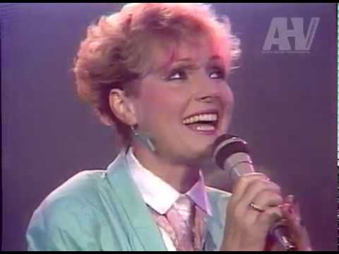 Helena Vondráčková - Rezervé (Velká neonová láska 1985)