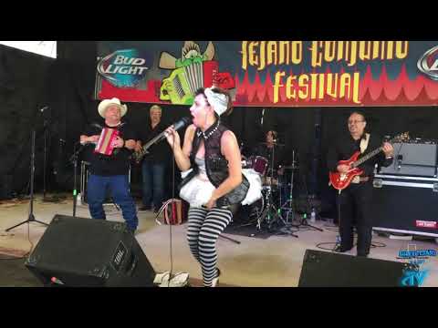 Savannah Votion Cuatro Caminos Live