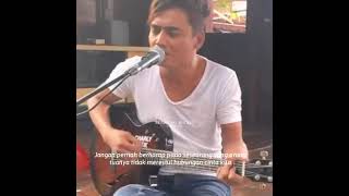 Download lagu Story wa charly vht kata kata ( bukan aku tak cinta ) mp3