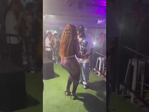 Toxic Crow y La Insuperable bailando salsa