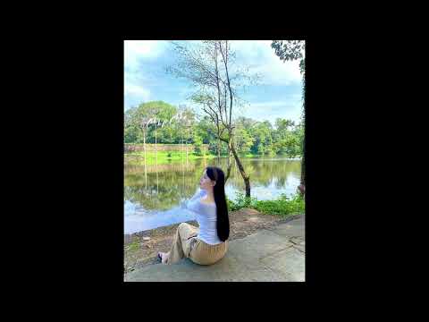 ស្រលាញ់ត្រង់ភ្នែកលិប​ RMX​​ ( LAY Remix ) - Meezy 24K