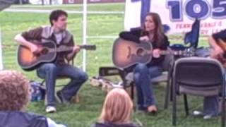 Jessica Harp performs &quot;Boy Like Me&quot;