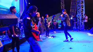 Download lagu MAIN API- KONSER SANG PANGERAN IRWAN DA2 ( STADION A.YANI SUMENEP) mp3 Download lagu MAIN API- KONSER SANG PANGERAN IRWAN DA2 ( STADION A.YANI SUMENEP) mp3