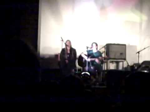 Stella og Sunneva - Söngkeppni Flensborgar 11.11.11.