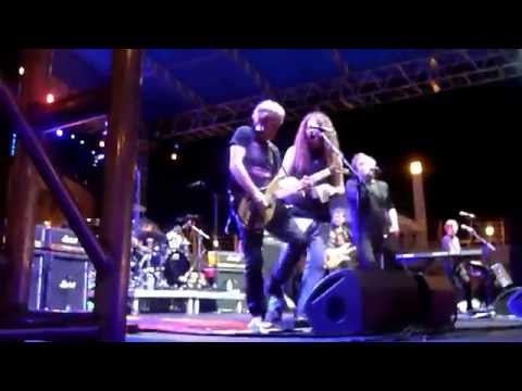 Honeymoon Suite - Feel It Again Monsters Of Rock Cruise 4-18-15