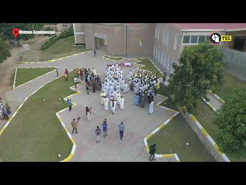 ''TAZAMA ANAKUJA KUHANI''BALOZI WA BABA MTAKATIFU ALIVYOWASILI ABASIA YA ROHO MTAKATIFU MVIMWA..