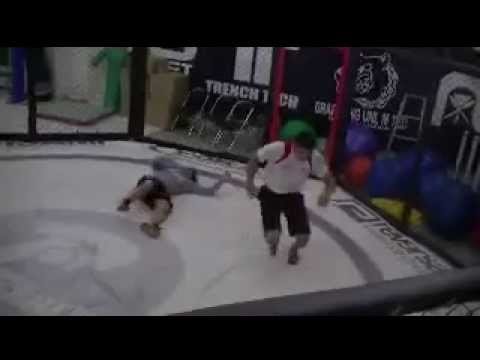 『ちょーナイスタックルだな』（タクミ談）2014/9/17