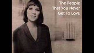 Susannah McCorkle - The Lady's In Love With You