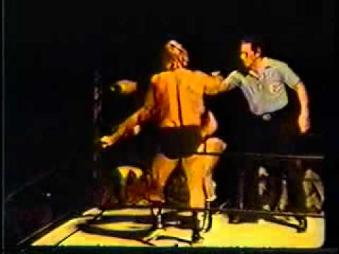 Paul Orndorff vs Greg "The Hammer" Valentine