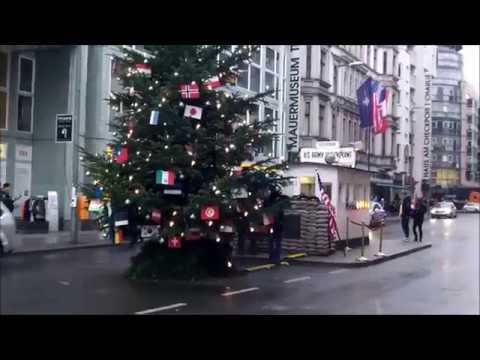 YTO 280 - Checkpoint Charlie Christmas Tree