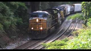 preview picture of video 'CSX Q581 Mixed Freight at Kennesaw, GA'