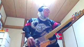 IRON MAIDEN DIE WITH YOUR BOOTS ON  ＆ THE TROOPER BASS COVER