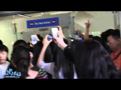[FANCAM] 120518 Song Qian Arriving LAX
