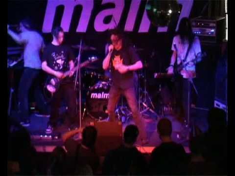 Jaked off Shorts and loaded heads-Epileptic (LIVE)