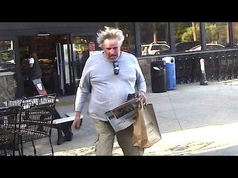 Gary Busey Sporting Wild And Wacky Hair During Grocery Run