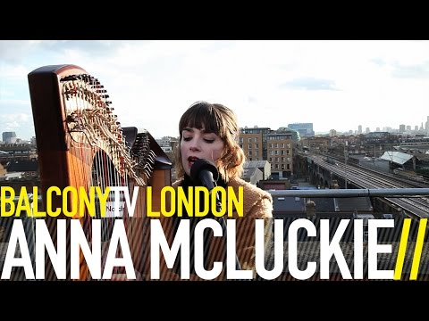 ANNA MCLUCKIE - EARLIER RISE (BalconyTV)