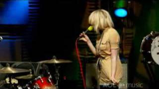 The Ting Tings -  Traffic Light