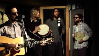 Elvis Perkins in Dearland - &quot;Weeping Mary&quot; - Lake Fever Session