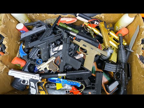 Airsoft Guns, Alpha BLE-001, Glock 19, Desert Eagle F-228 Guns And Other Toy Guns