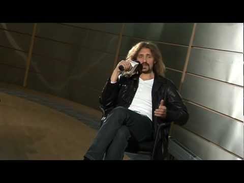 Kogo Gienek Loska spotkał na ulicy?