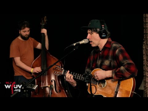 Gruff Rhys - "Bad Friend" (Live at WFUV)