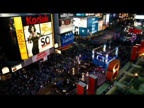 New Year's Eve Official 'Join The Party' Featurette - In cinemas December 8