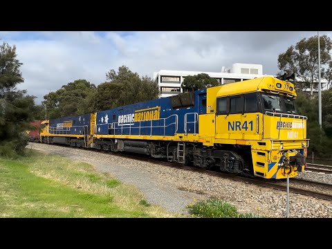 #NR41 & #NR61 leads 7MP7 through Keswick