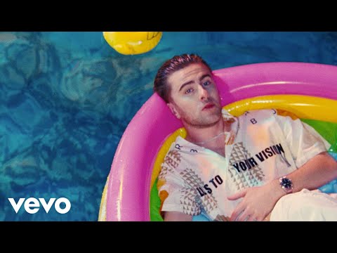 hard life - dead celebrities (official video)