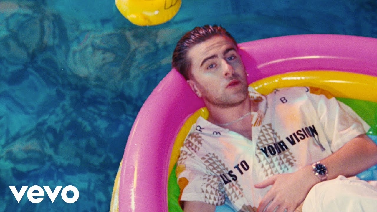 Easy Life — Dead Celebrities